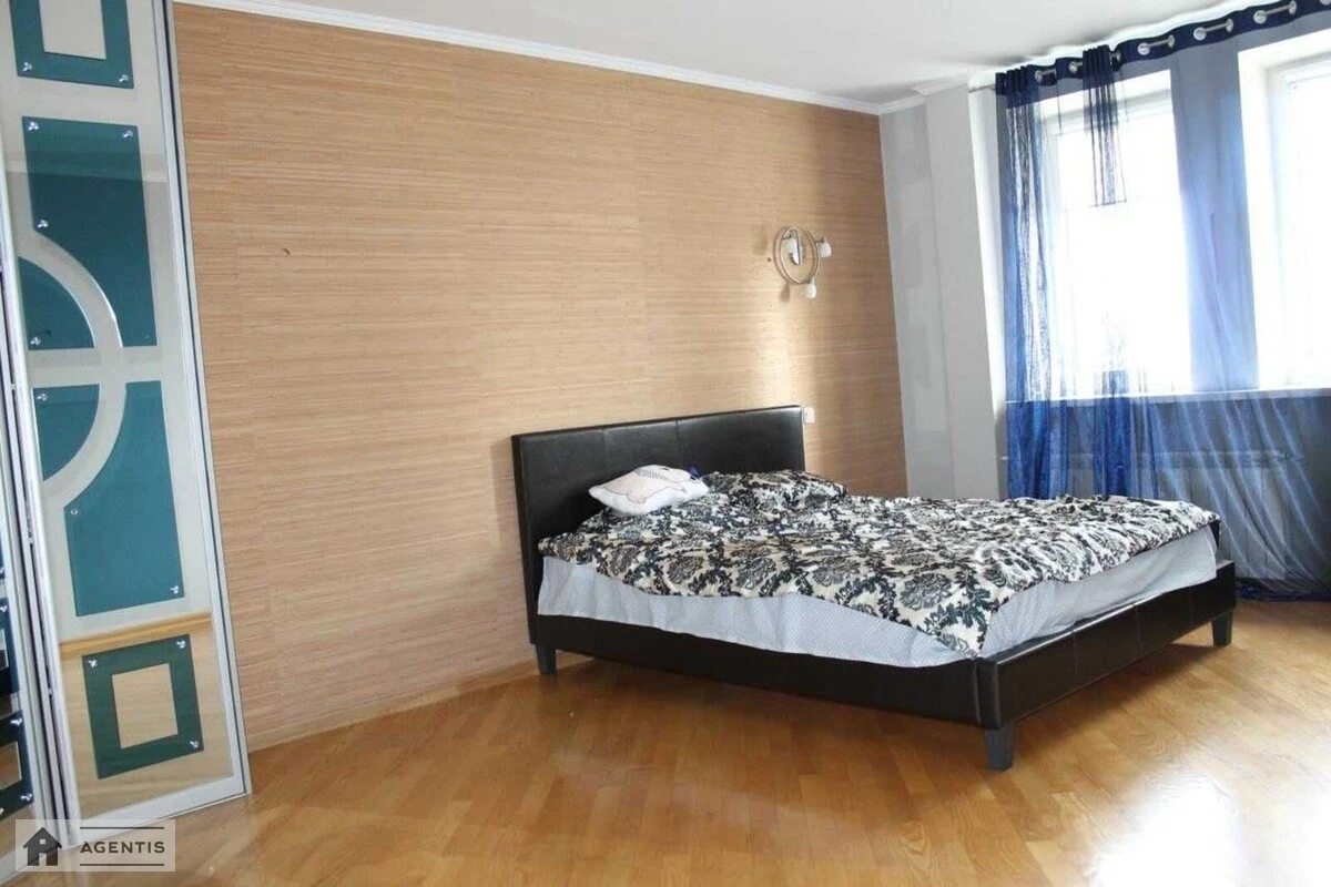 Apartment for rent. 3 rooms, 138 m², 7th floor/16 floors. Milchakova-nestayka , Kyiv. 