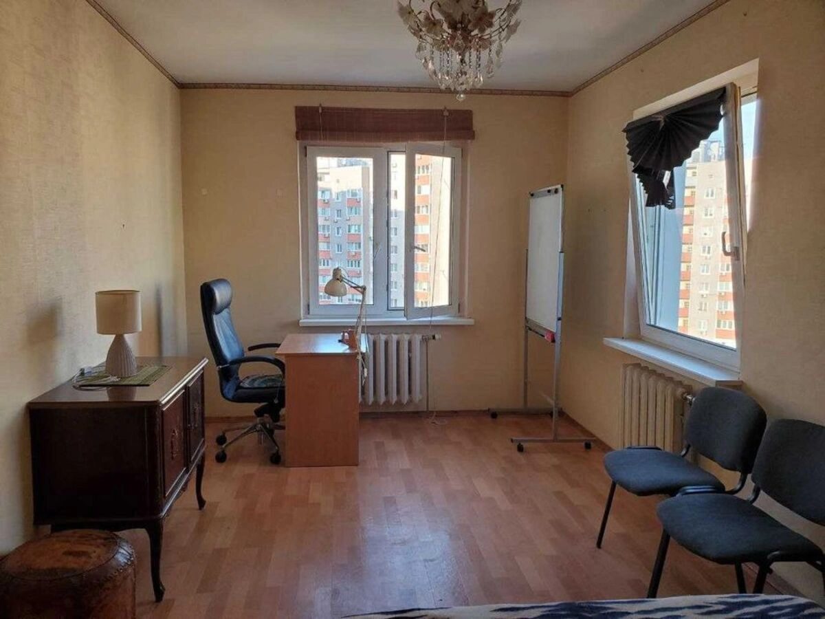 Apartment for rent. 2 rooms, 63 m², 20 floor/22 floors. 19, Urlivska 19, Kyiv. 