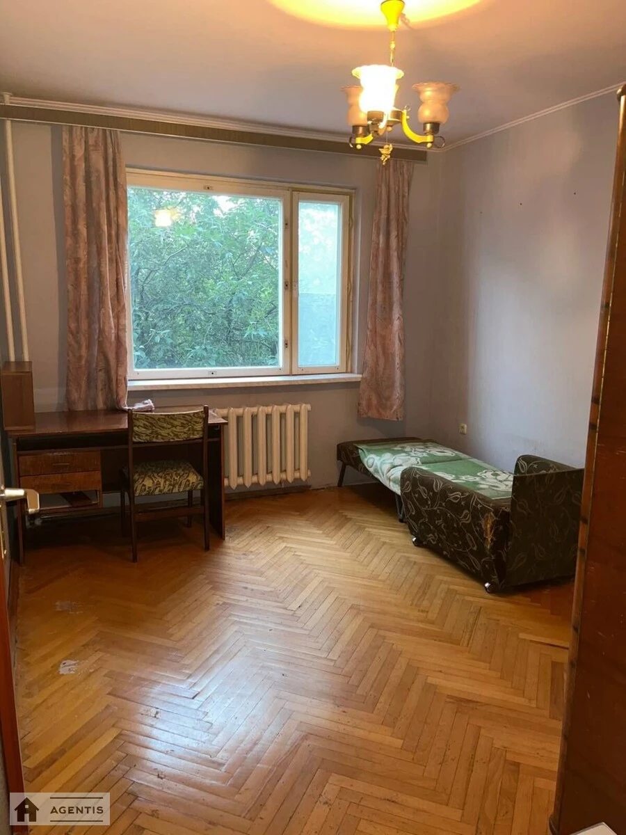 Сдам квартиру. 3 rooms, 78 m², 1st floor/10 floors. Севастопольская, Киев. 