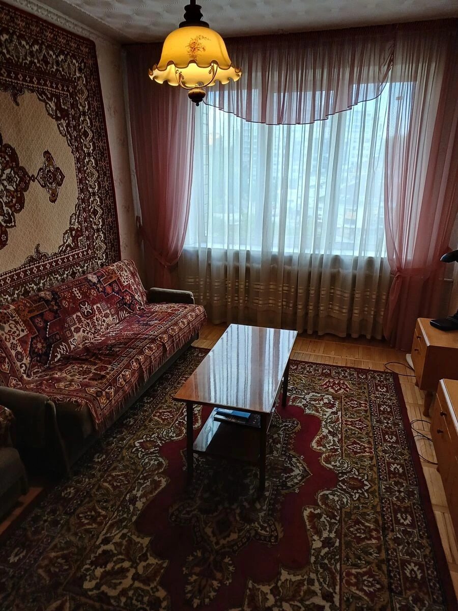 Здам квартиру. 3 rooms, 83 m², 8th floor/20 floors. 8, Старонаводницька 8, Київ. 