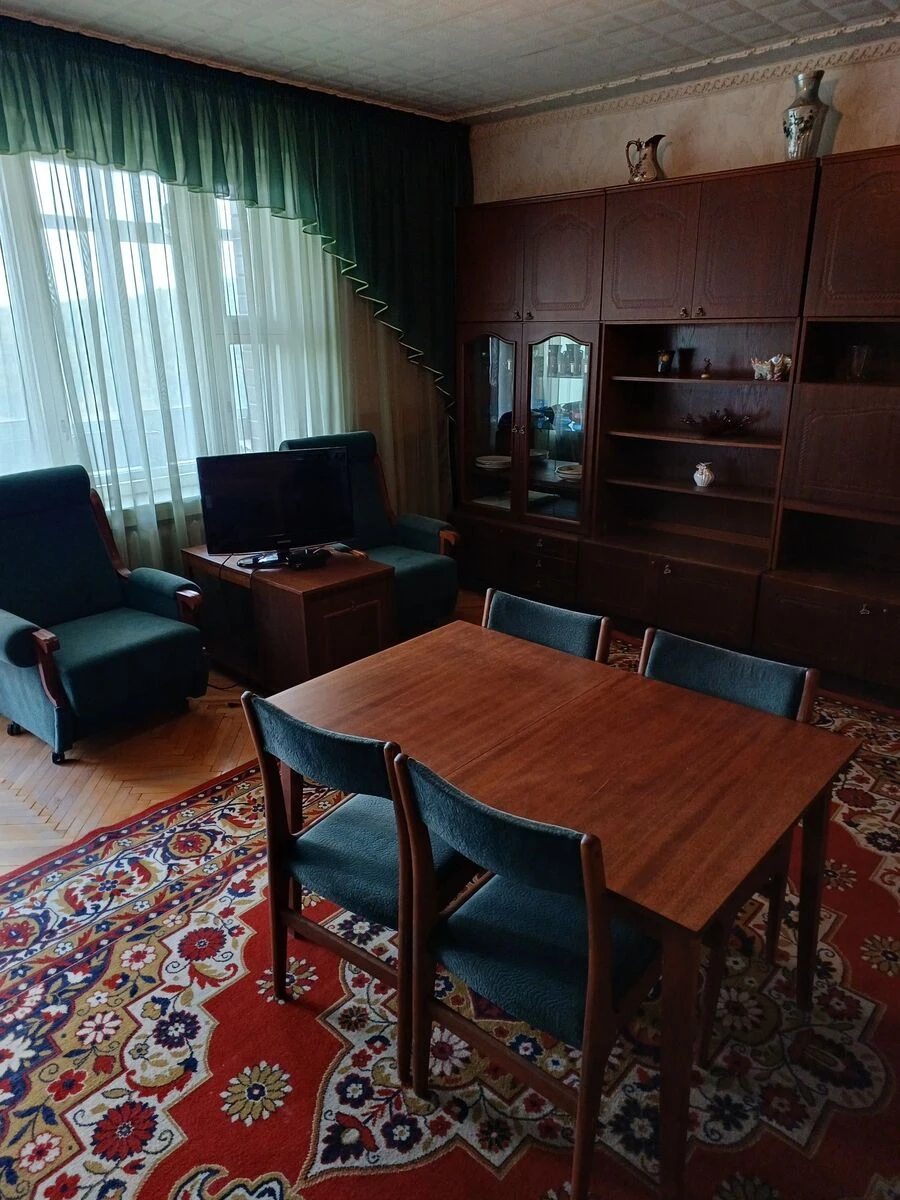 Apartment for rent. 3 rooms, 83 m², 8th floor/20 floors. 8, Staronavodnitcka 8, Kyiv. 