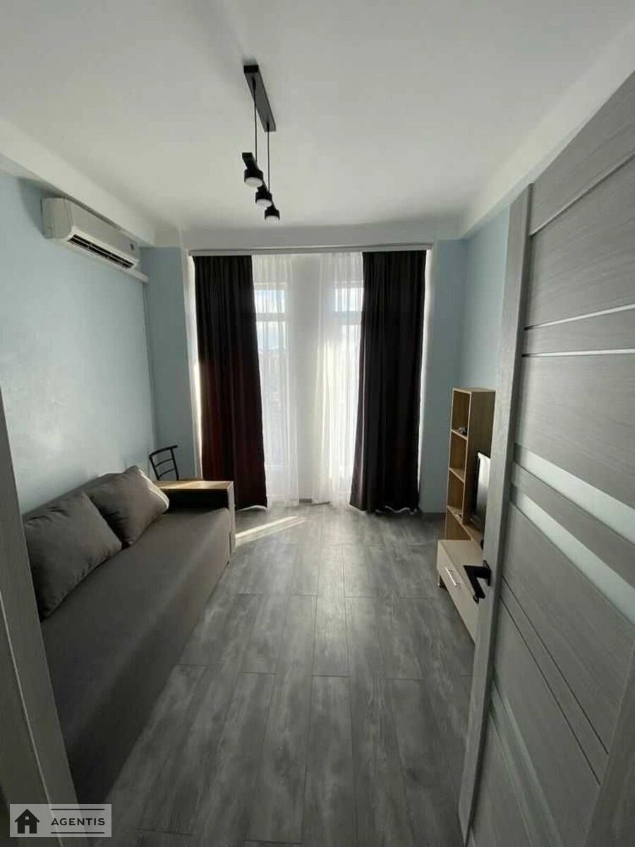 Сдам квартиру. 2 rooms, 45 m², 6th floor/9 floors. Шевченковский район, Киев. 
