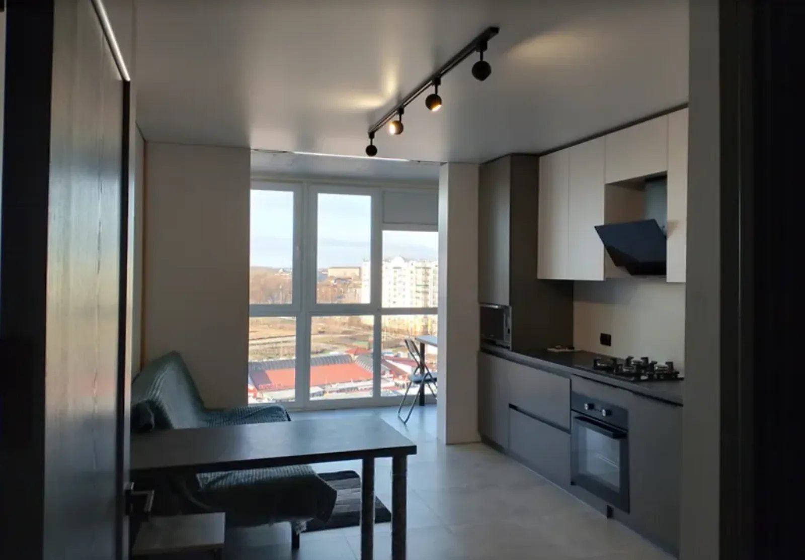 Продаж квартири. 1 room, 55 m², 10th floor/11 floors. Оболоня, Тернопіль. 