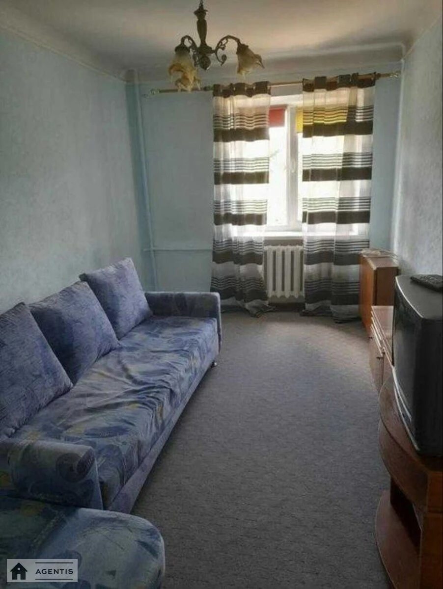 Apartment for rent. 3 rooms, 60 m², 7th floor/7 floors. 118, Kyrylivska vul. Frunze, Kyiv. 