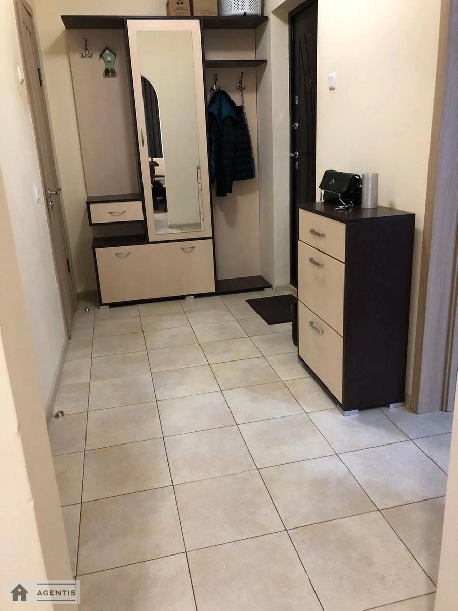 Здам квартиру. 1 room, 42 m², 7th floor/23 floors. 8, Олександра Мишуги вул., Київ. 