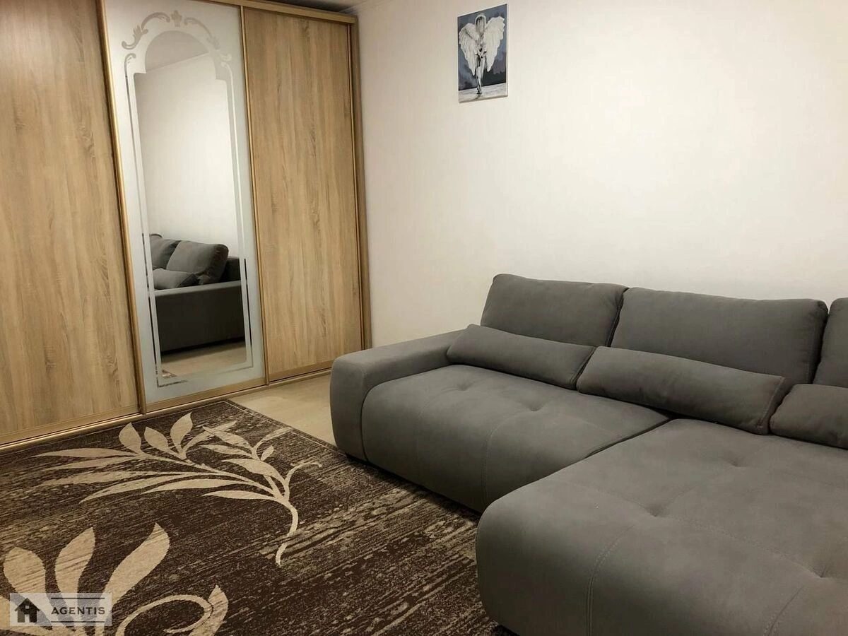 Apartment for rent. 1 room, 42 m², 7th floor/23 floors. 8, Oleksandra Myshuhy vul., Kyiv. 