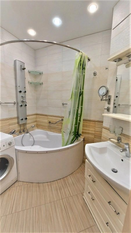 Продаж квартири. 1 кімната, 48 m², 8 поверх/25 поверхів. 33, Осіння 33, Київ. 