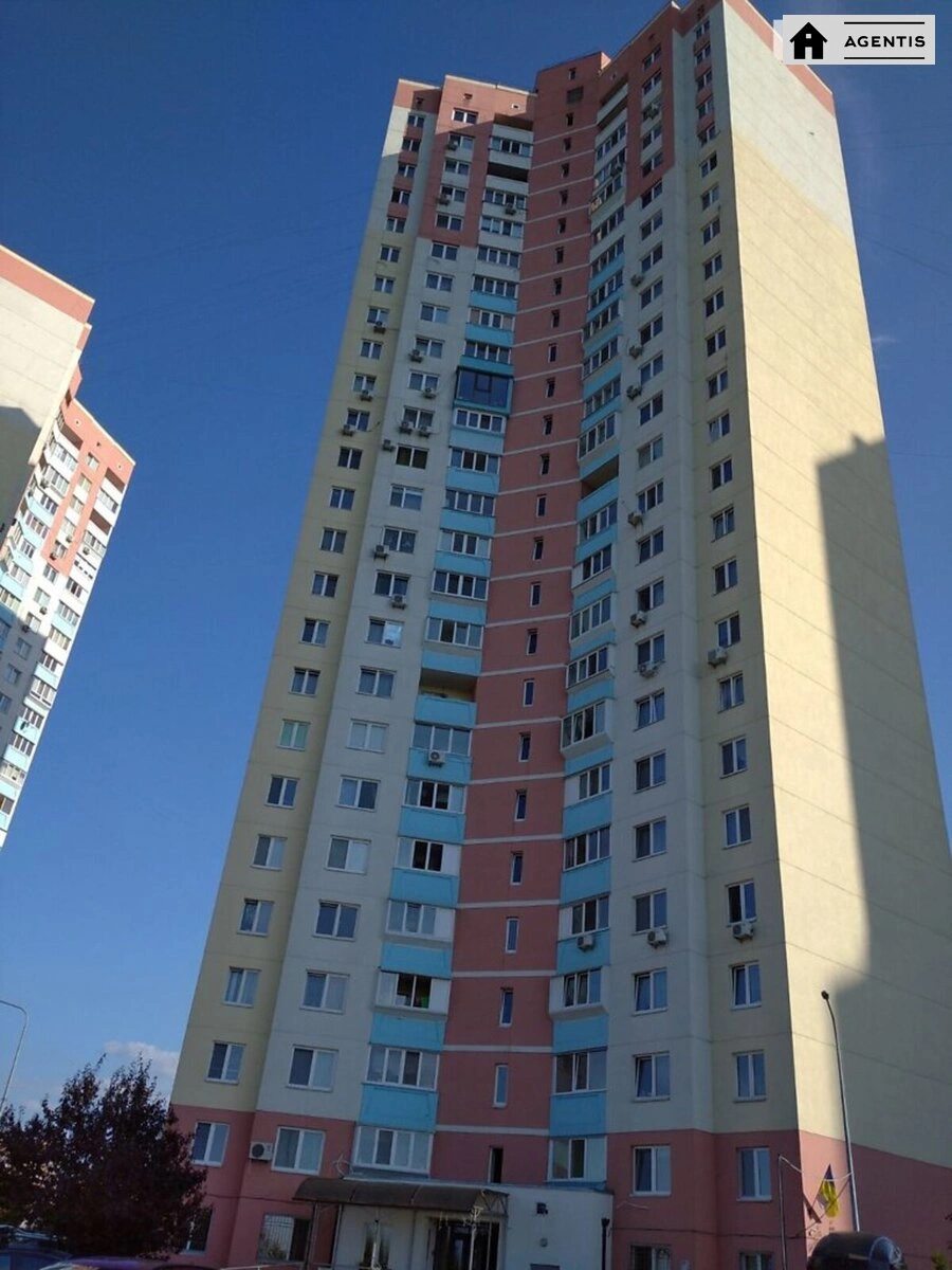 Сдам квартиру. 1 room, 35 m², 22 floor/25 floors. 2, Милославская 2, Киев. 