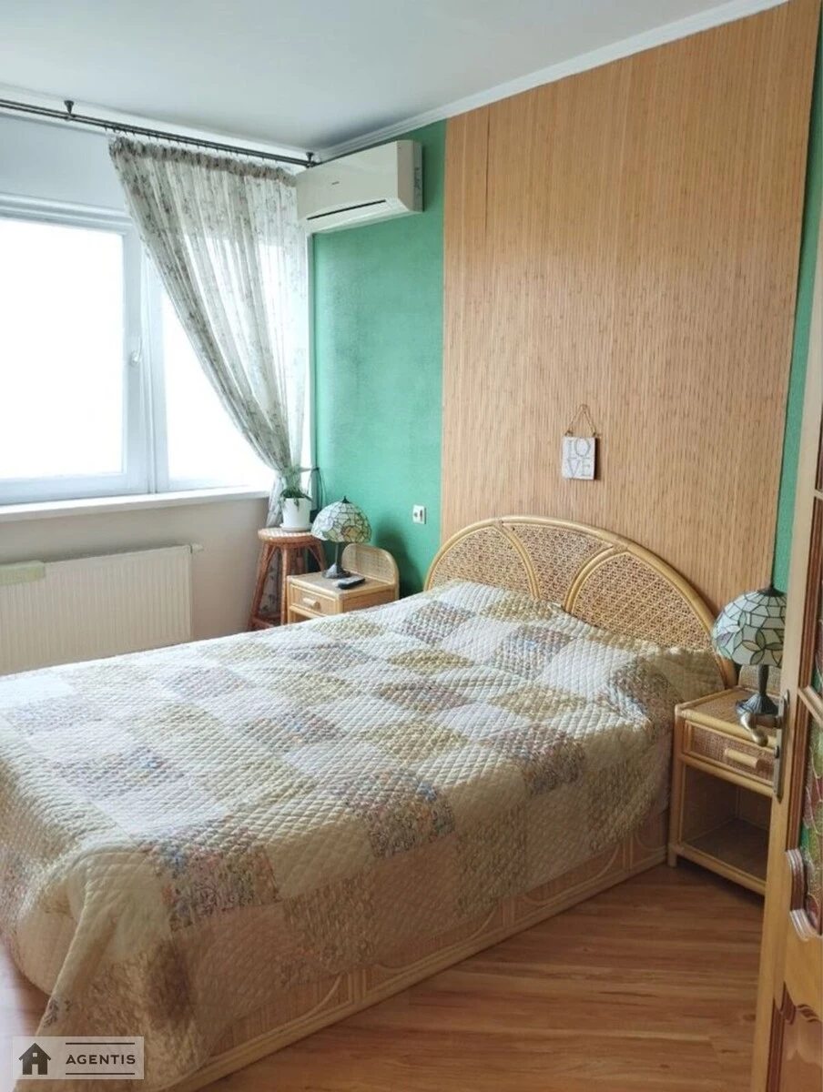 Apartment for rent. 2 rooms, 60 m², 18 floor/25 floors. 14, Verhovnoyi Rady 14, Kyiv. 