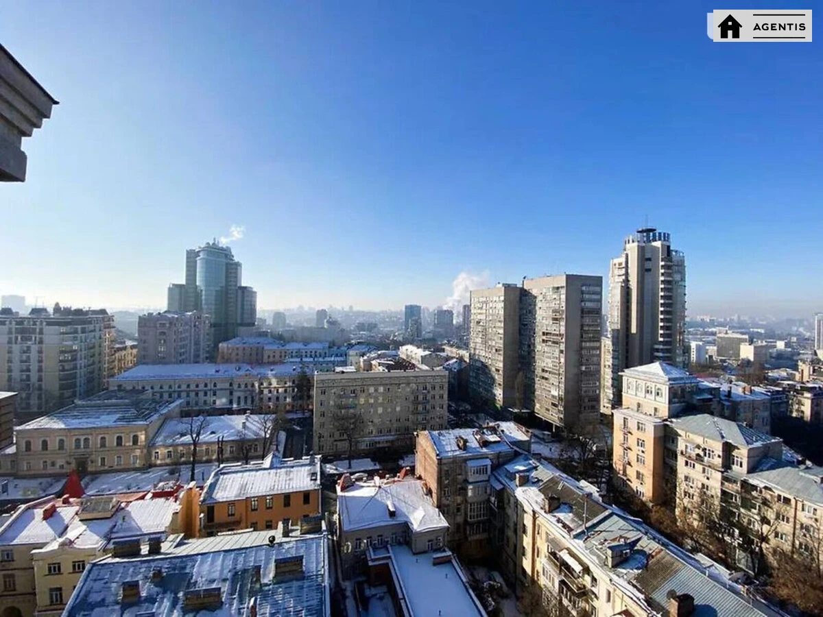 Apartment for rent 3 rooms, 85 m², 14th fl./20 floors. 58, Bohdana Khmelnytskoho vul., Kyiv. 