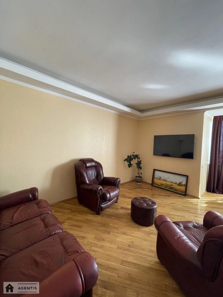 Apartment for rent. 3 rooms, 123 m², 17 floor/18 floors. 24, Volodymyra Ivasyuka prosp. Heroyiv Stalinhrada, Kyiv. 