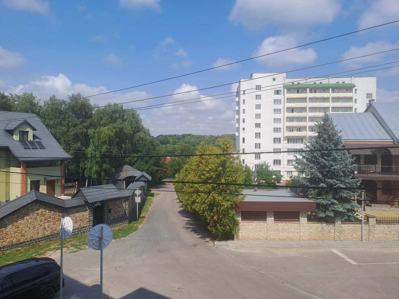 Apartments for sale. 1 room, 40 m², 2nd floor/3 floors. Zahrebelna vul., Ternopil. 
