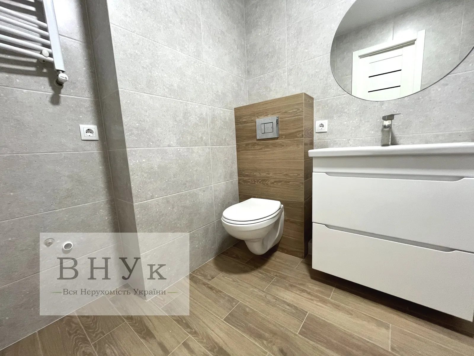 Продаж квартири 2 кімнати, 56 m², 3 пов./11 поверхів. Київська вул., Тернопіль. 