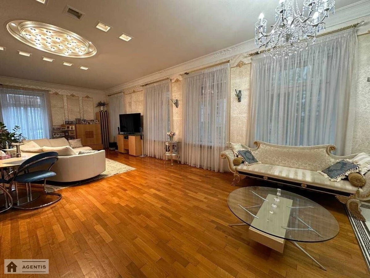 Сдам квартиру. 4 rooms, 176 m², 1st floor/1 floor. Шевченковский район, Киев. 