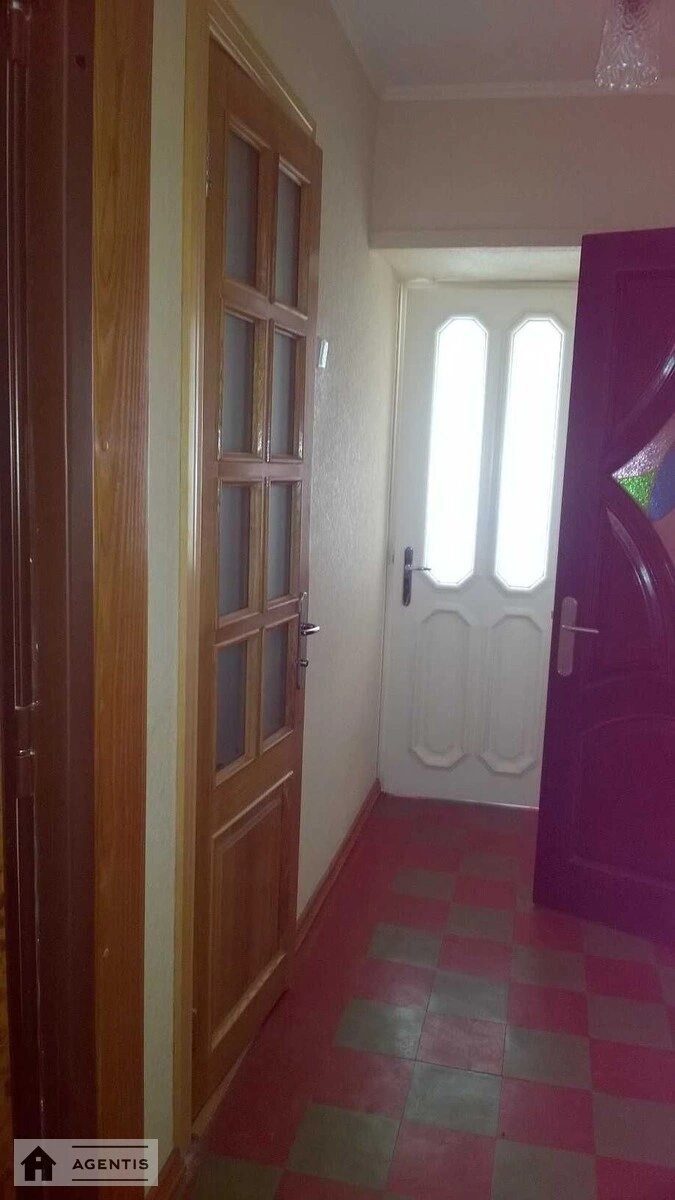 Apartment for rent. 1 room, 27 m², 4th floor/9 floors. 17, Tupoleva vul., Kyiv. 