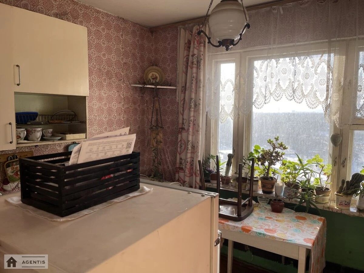 Apartment for rent. 1 room, 40 m², 13 floor/13 floors. 4, Akademika Zabolotnoho vul., Kyiv. 
