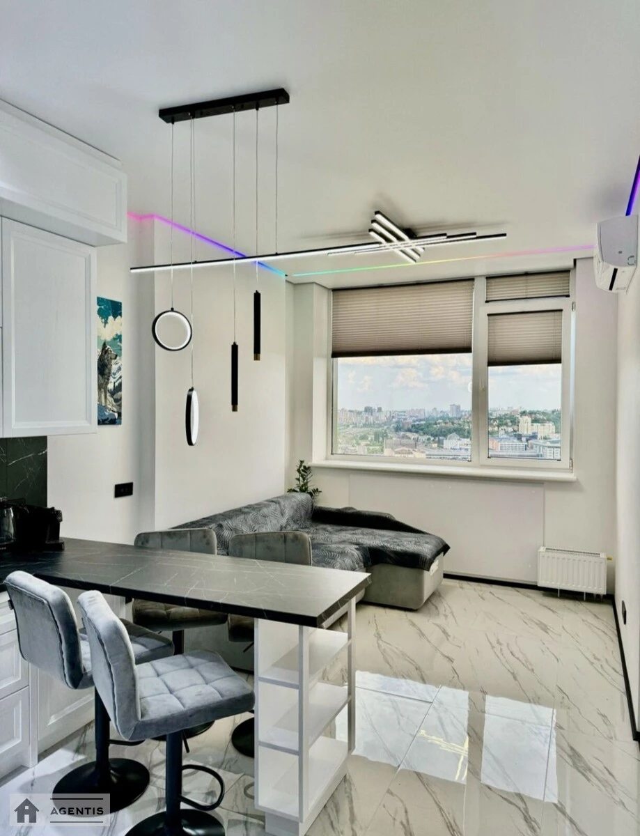 Apartment for rent. 1 room, 57 m², 29 floor/36 floors. Beresteyskyy prosp. Peremohy, Kyiv. 