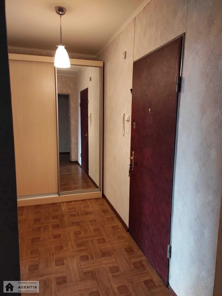 Apartment for rent. 1 room, 49 m², 16 floor/25 floors. Serhiya Danchenka vul., Kyiv. 