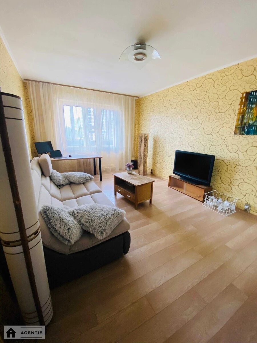 Apartment for rent. 2 rooms, 52 m², 5th floor/9 floors. 27, Lukyanivska vul., Kyiv. 