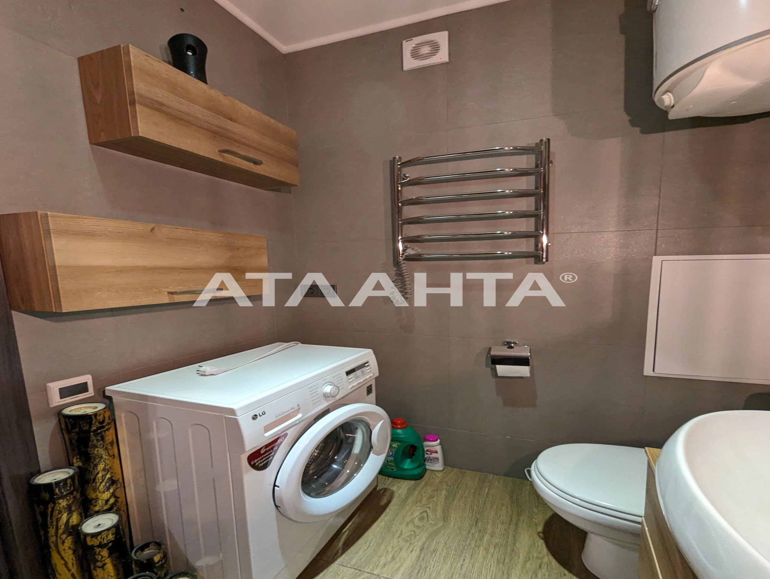 Apartments for sale. 1 room, 42 m², 11 floor/18 floors. 50, Protsenko, Odesa. 