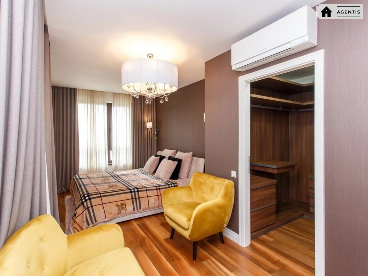 Apartment for rent. 3 rooms, 127 m², 19 floor/23 floors. 60, Golosiyivskiy 60, Kyiv. 