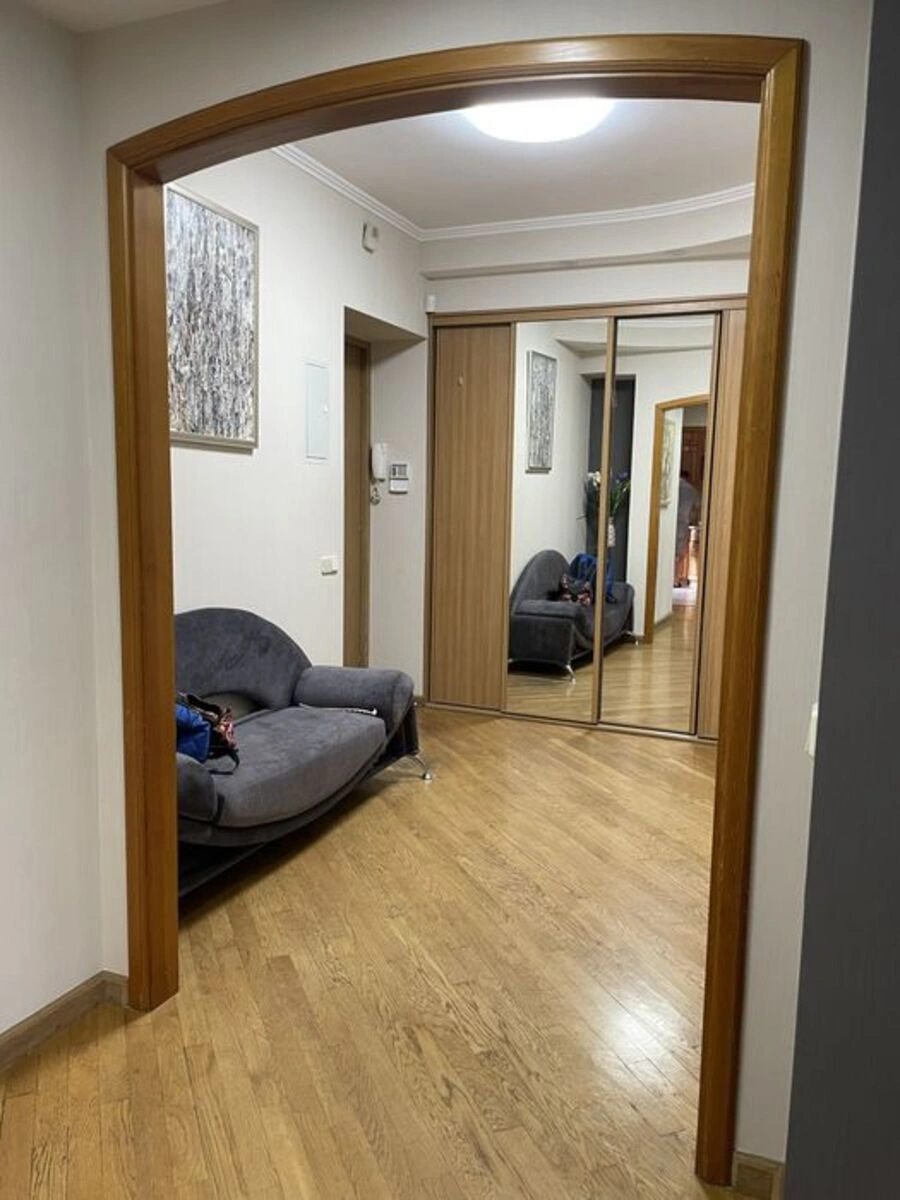 Здам квартиру. 3 rooms, 83 m², 5th floor/6 floors. Шевченківський район, Київ. 