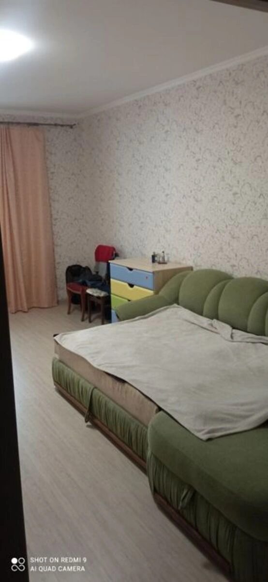Apartment for rent. 3 rooms, 80 m², 1st floor/18 floors. Serhiya Danchenka vul., Kyiv. 