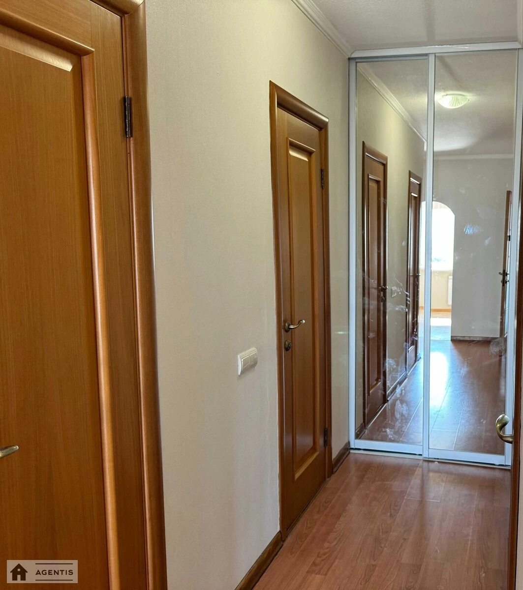 Apartment for rent. 2 rooms, 54 m², 11 floor/16 floors. 62, Beresteyskyy prosp. Peremohy, Kyiv. 