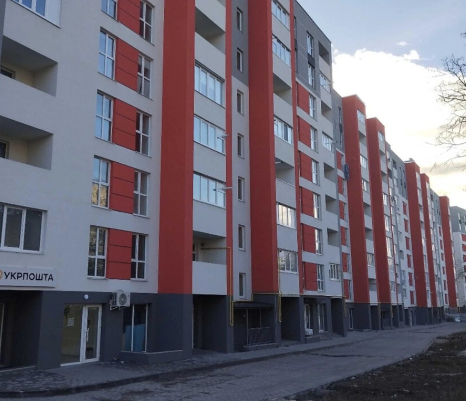 Apartments for sale. 1 room, 40 m², 2nd floor/9 floors. Bam, Ternopil. 