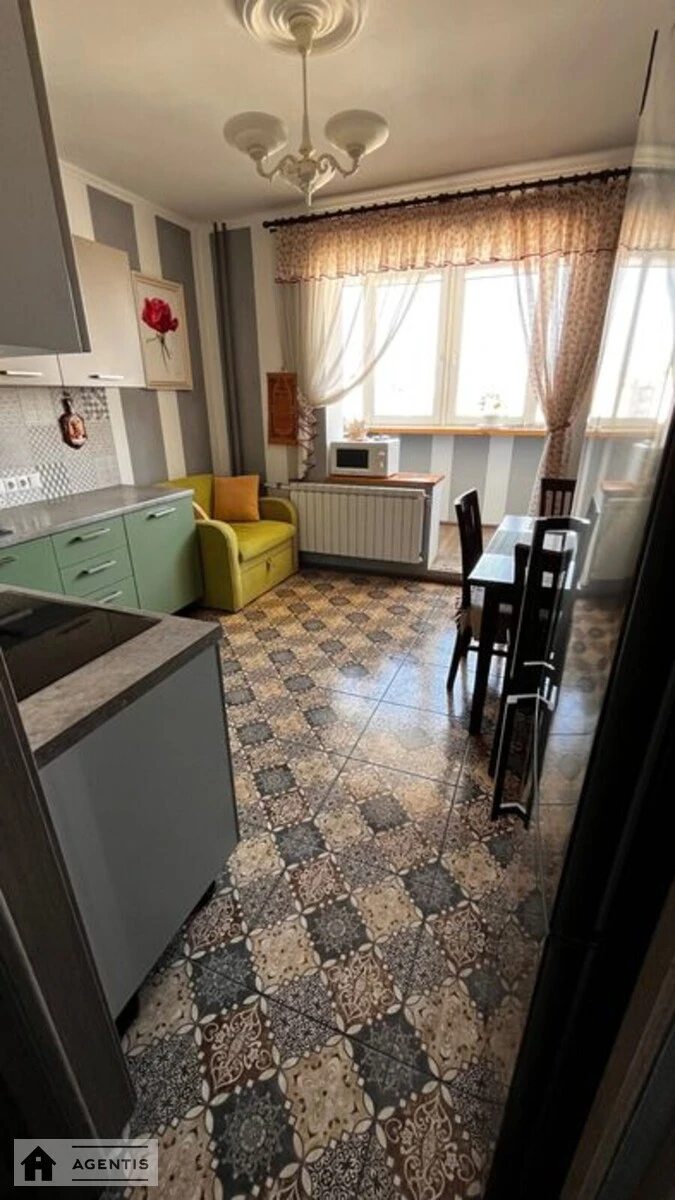Apartment for rent. 2 rooms, 65 m², 17 floor/18 floors. 17, Vyshnyakivska 17, Kyiv. 