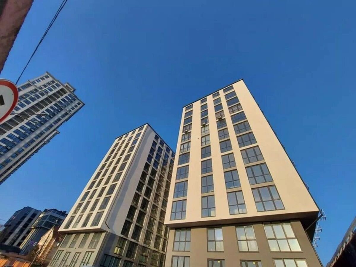 Сдам квартиру. 1 room, 43 m², 1st floor/12 floors. 127, Камянська вул. (Дніпродзержинська), Киев. 