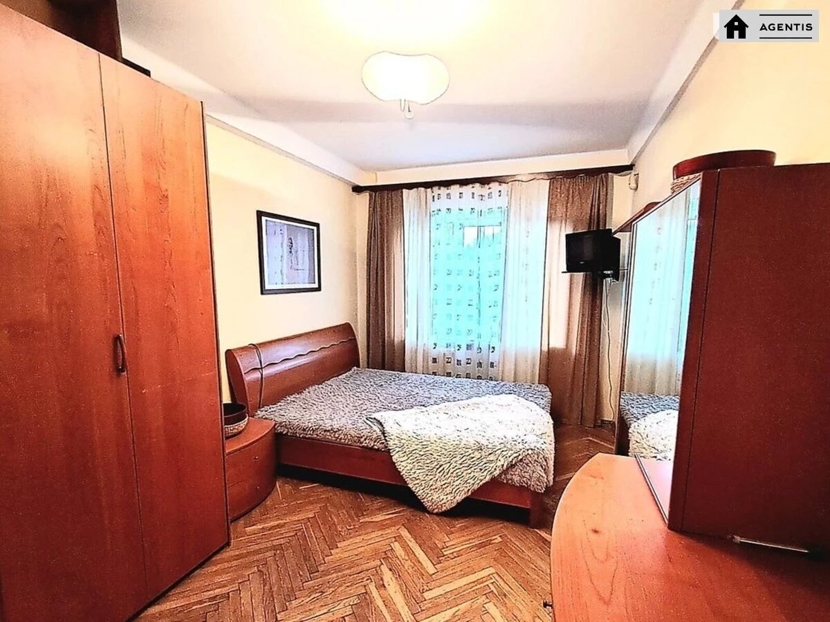 Здам квартиру. 3 rooms, 64 m², 2nd floor/9 floors. 9, Васильківська 9, Київ. 