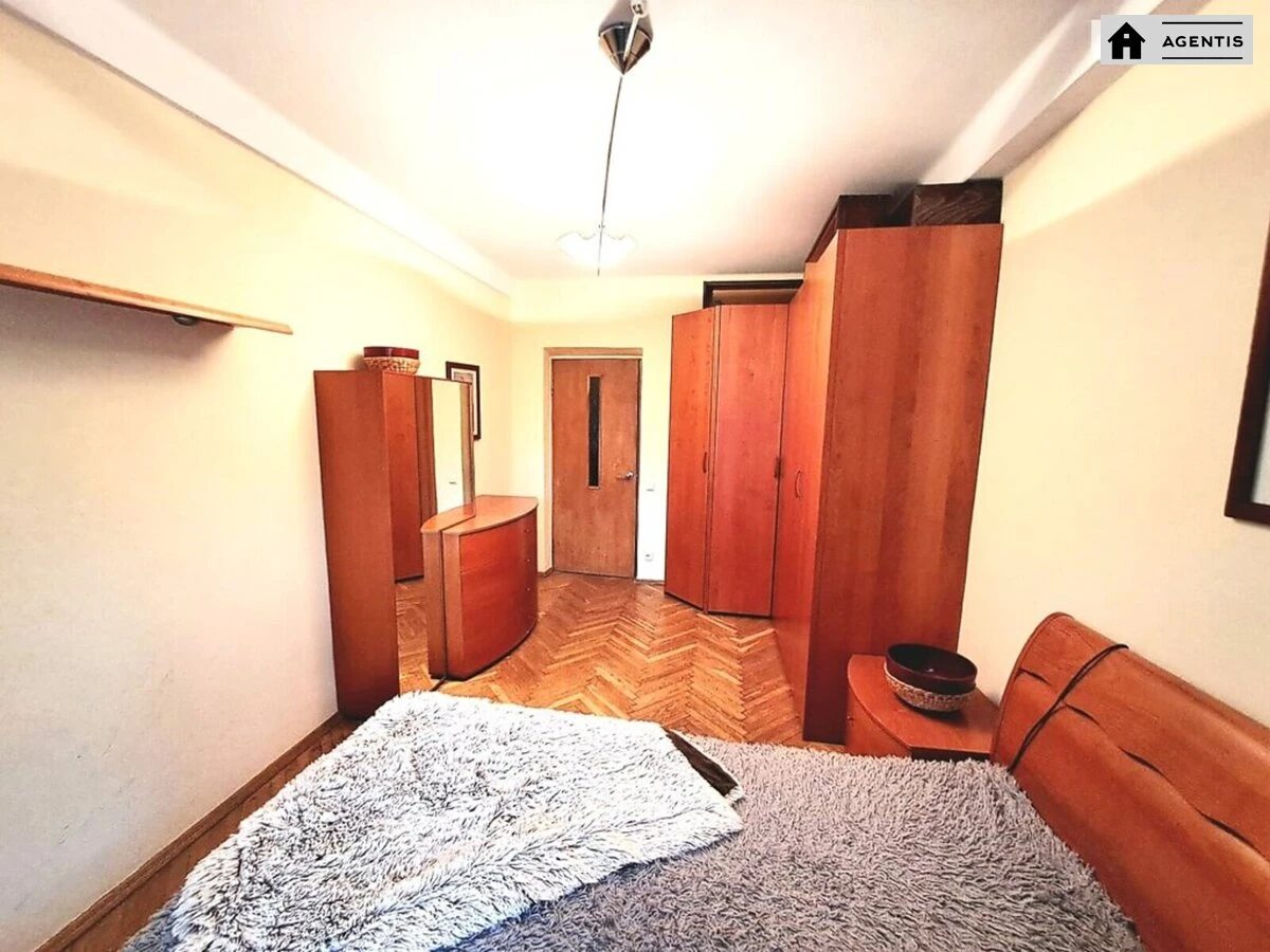 Здам квартиру. 3 rooms, 64 m², 2nd floor/9 floors. 9, Васильківська 9, Київ. 