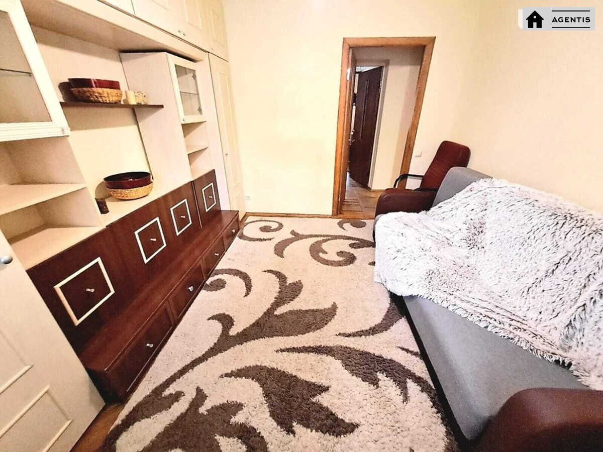 Apartment for rent. 3 rooms, 64 m², 2nd floor/9 floors. 9, Vasylkivska 9, Kyiv. 
