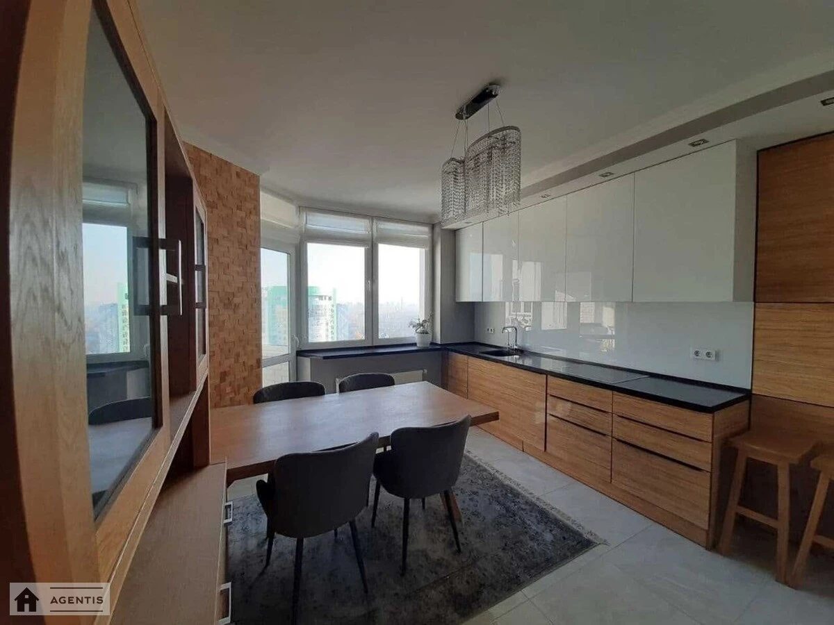 Apartment for rent. 3 rooms, 84 m², 21 floor/24 floors. 45, Vyshgorodska 45, Kyiv. 