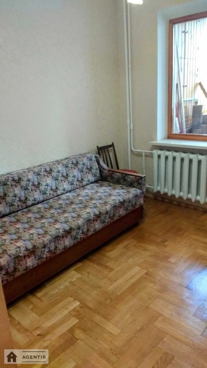 Apartment for rent. 3 rooms, 65 m², 2nd floor/9 floors. 40, Volodymyra Ivasyuka prosp. Heroyiv Stalinhrada, Kyiv. 