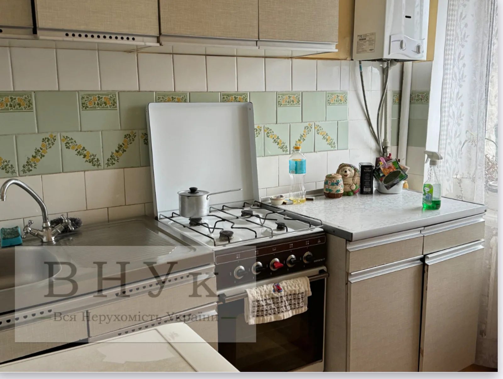 Продаж квартири 1 кімната, 31 m², 2 пов./5 поверхів. Миру вул., Тернопіль. 