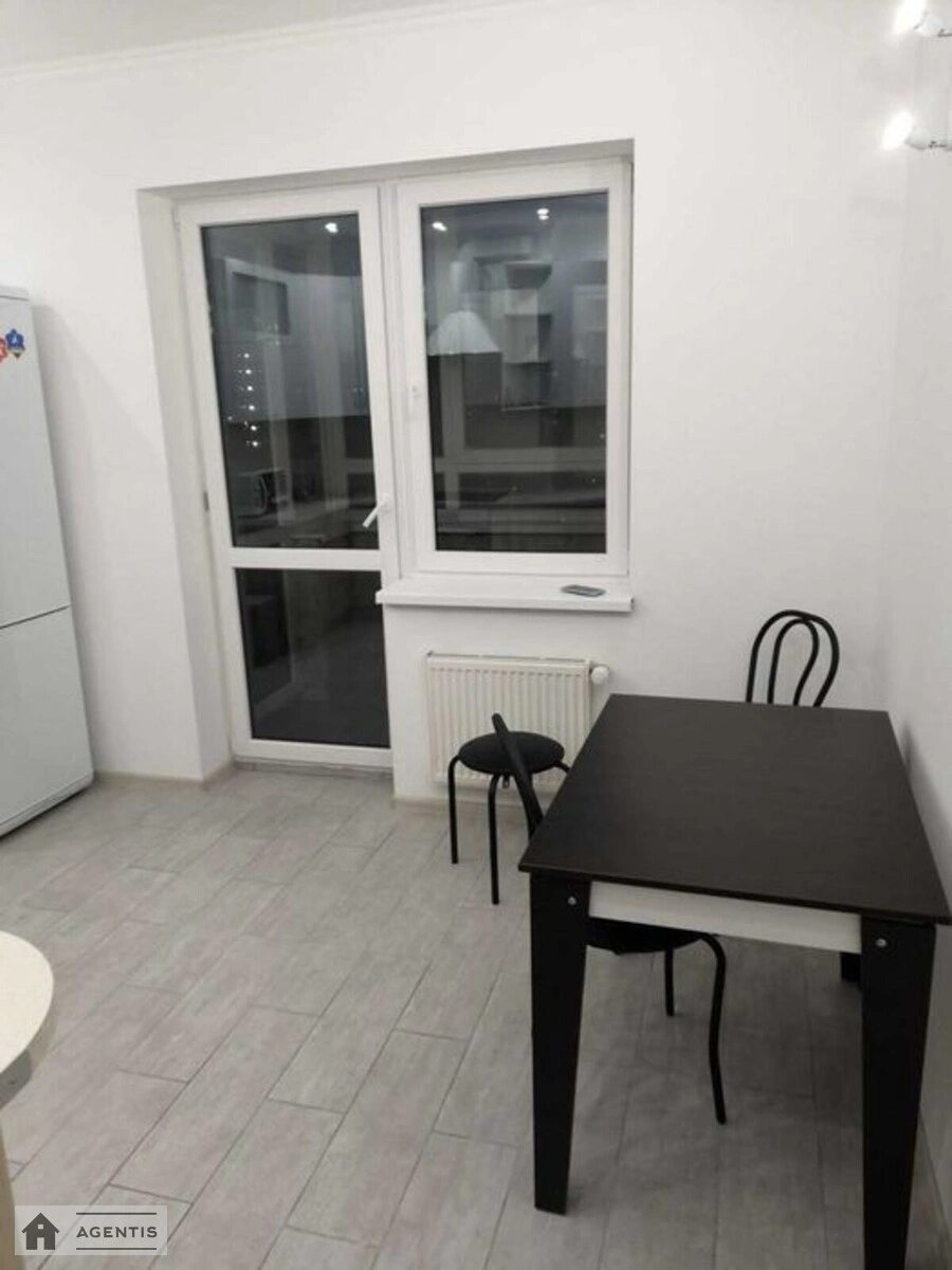 Здам квартиру. 1 room, 42 m², 14 floor/25 floors. 14, Нижньоключова 14, Київ. 