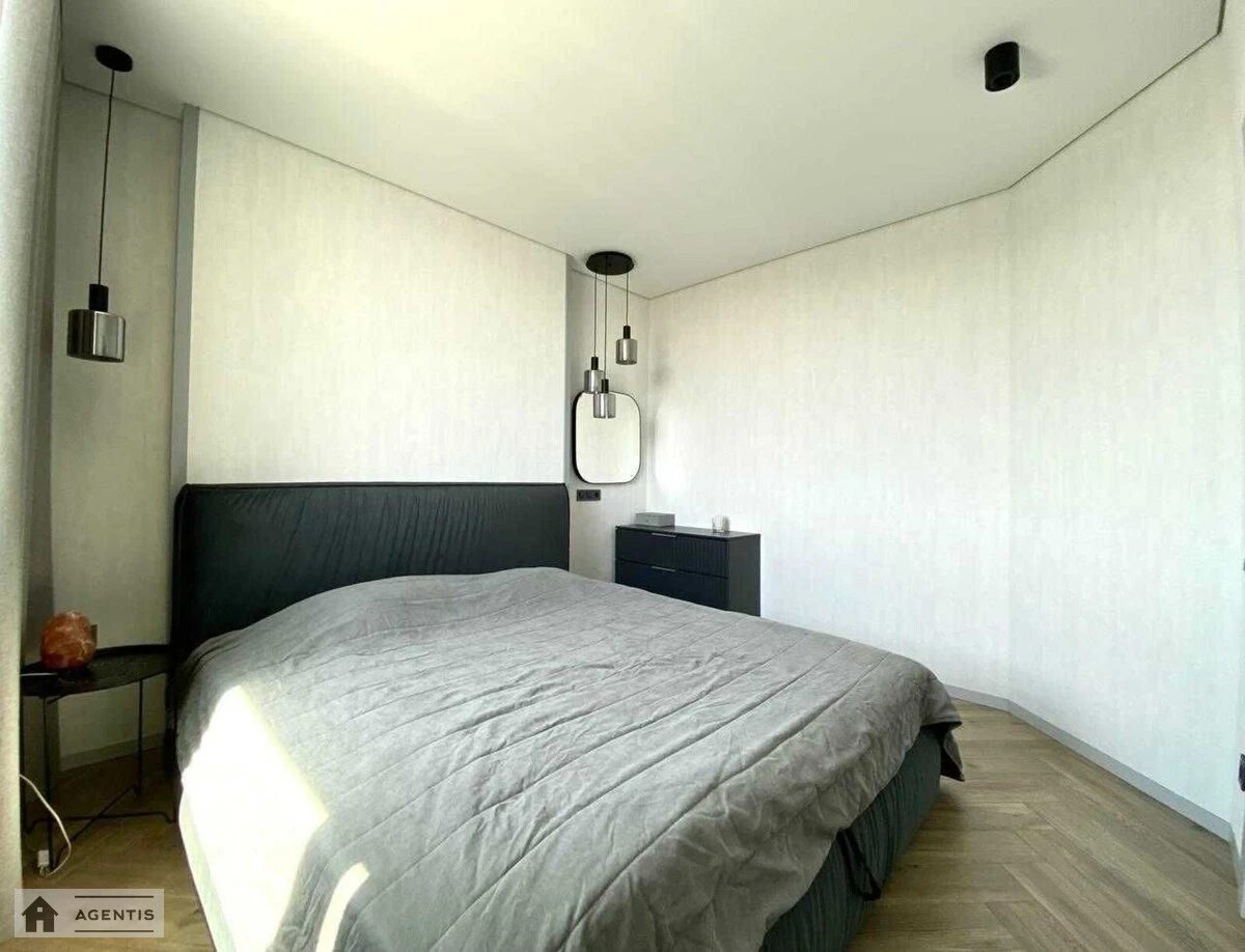 Apartment for rent. 1 room, 54 m², 11 floor/36 floors. 11, Beresteyskyy prosp. Peremohy, Kyiv. 