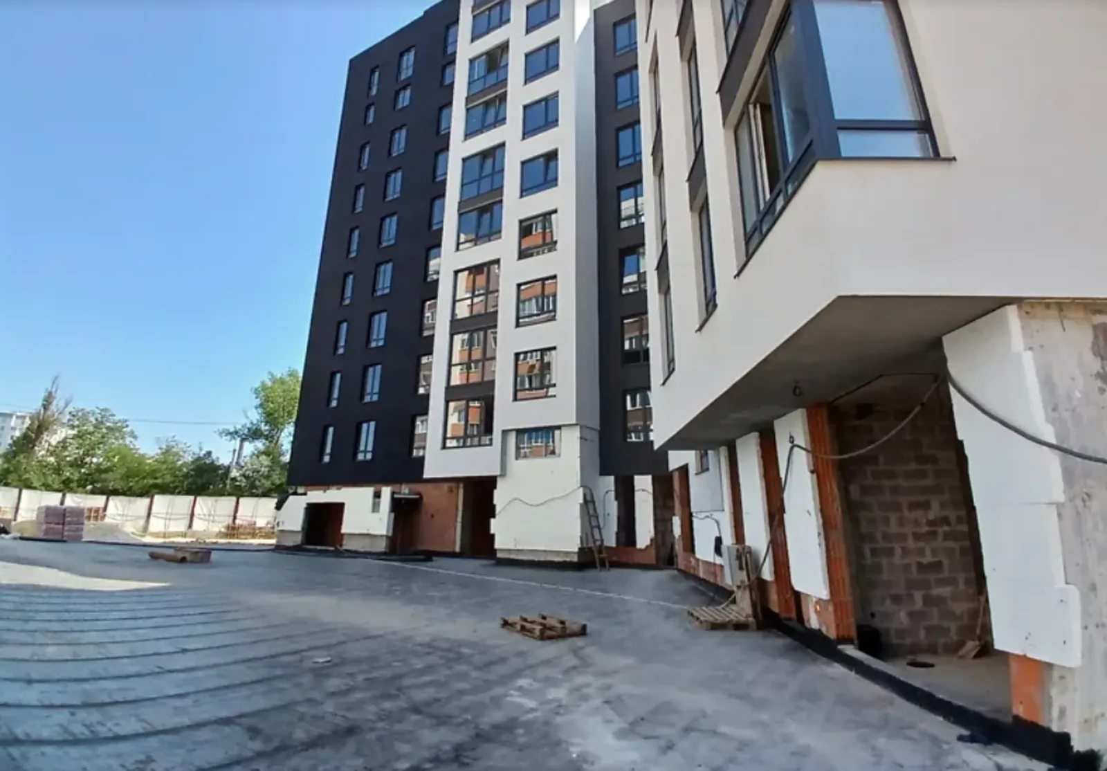 Apartments for sale. 1 room, 39 m², 6th floor/10 floors. Bam, Ternopil. 