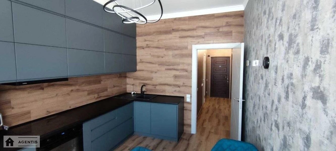 Apartment for rent. 1 room, 45 m², 11 floor/23 floors. 68, Zhylyanska 68, Kyiv. 