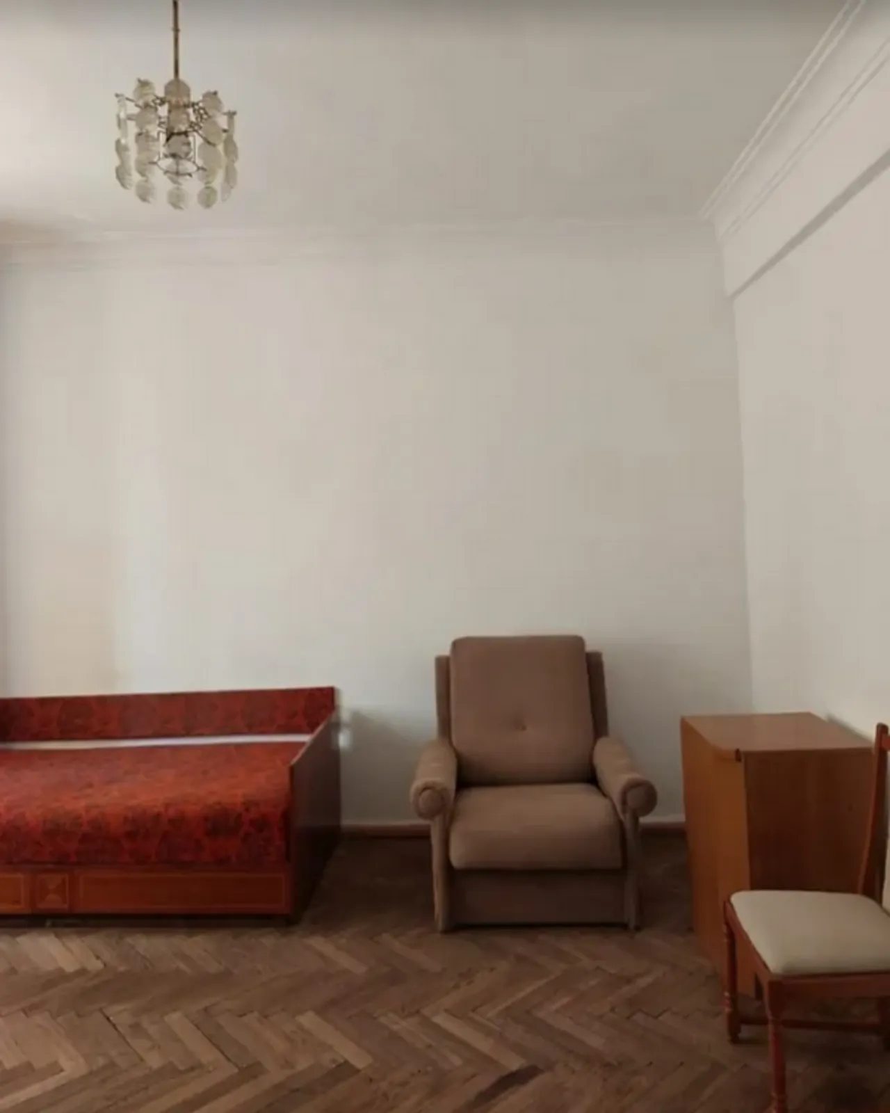 Apartments for sale. 2 rooms, 50 m², 2nd floor/5 floors. Tsentr, Ternopil. 