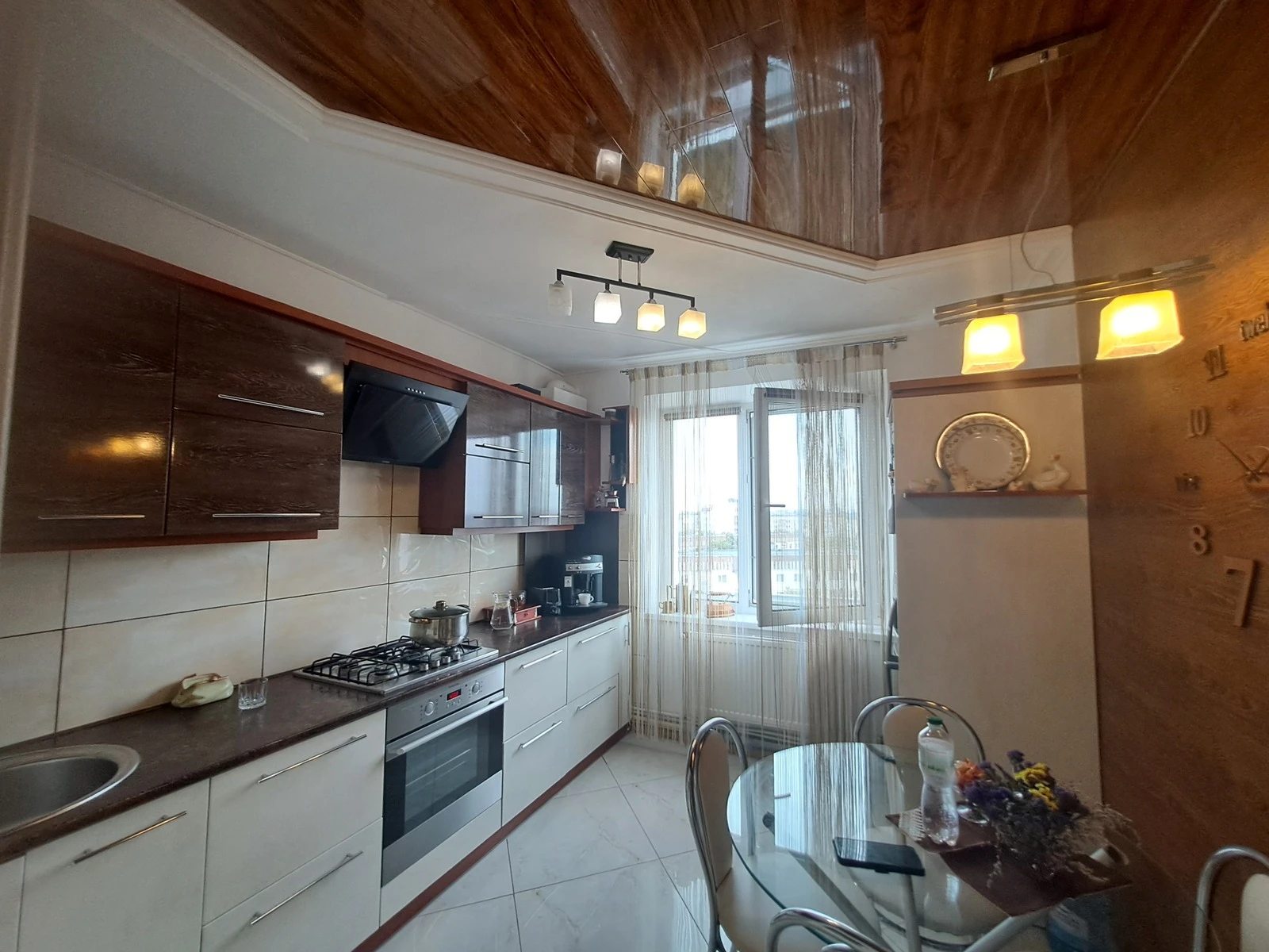 Apartments for sale. 2 rooms, 50 m², 9th floor/9 floors. Bam, Ternopil. 