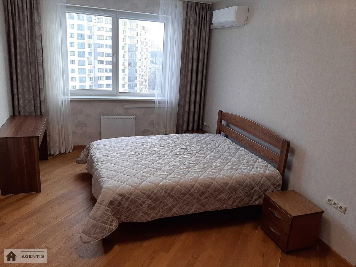 Apartment for rent. 2 rooms, 74 m², 17 floor/25 floors. 7, Bogdanivska 7, Kyiv. 