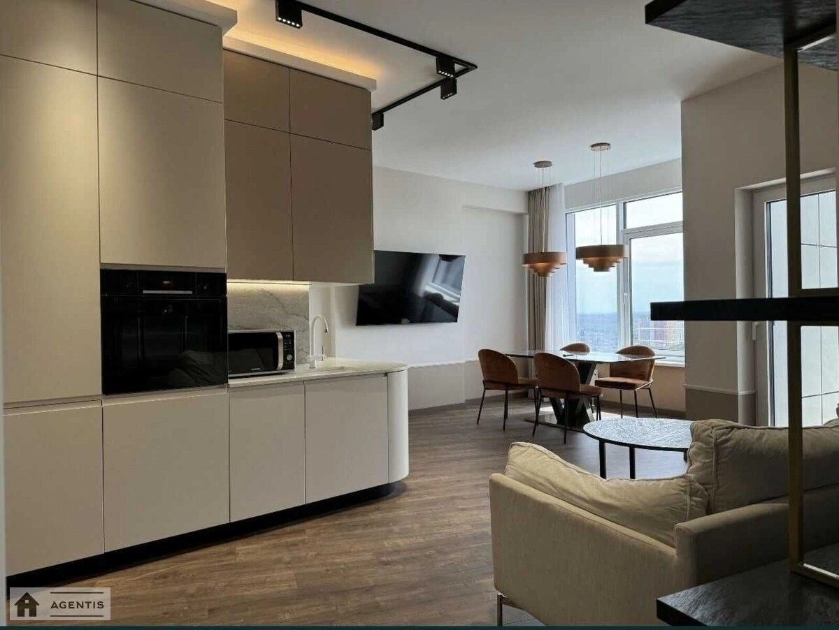 Apartment for rent. 3 rooms, 125 m², 6th floor/20 floors. 12, Buslivska 12, Kyiv. 
