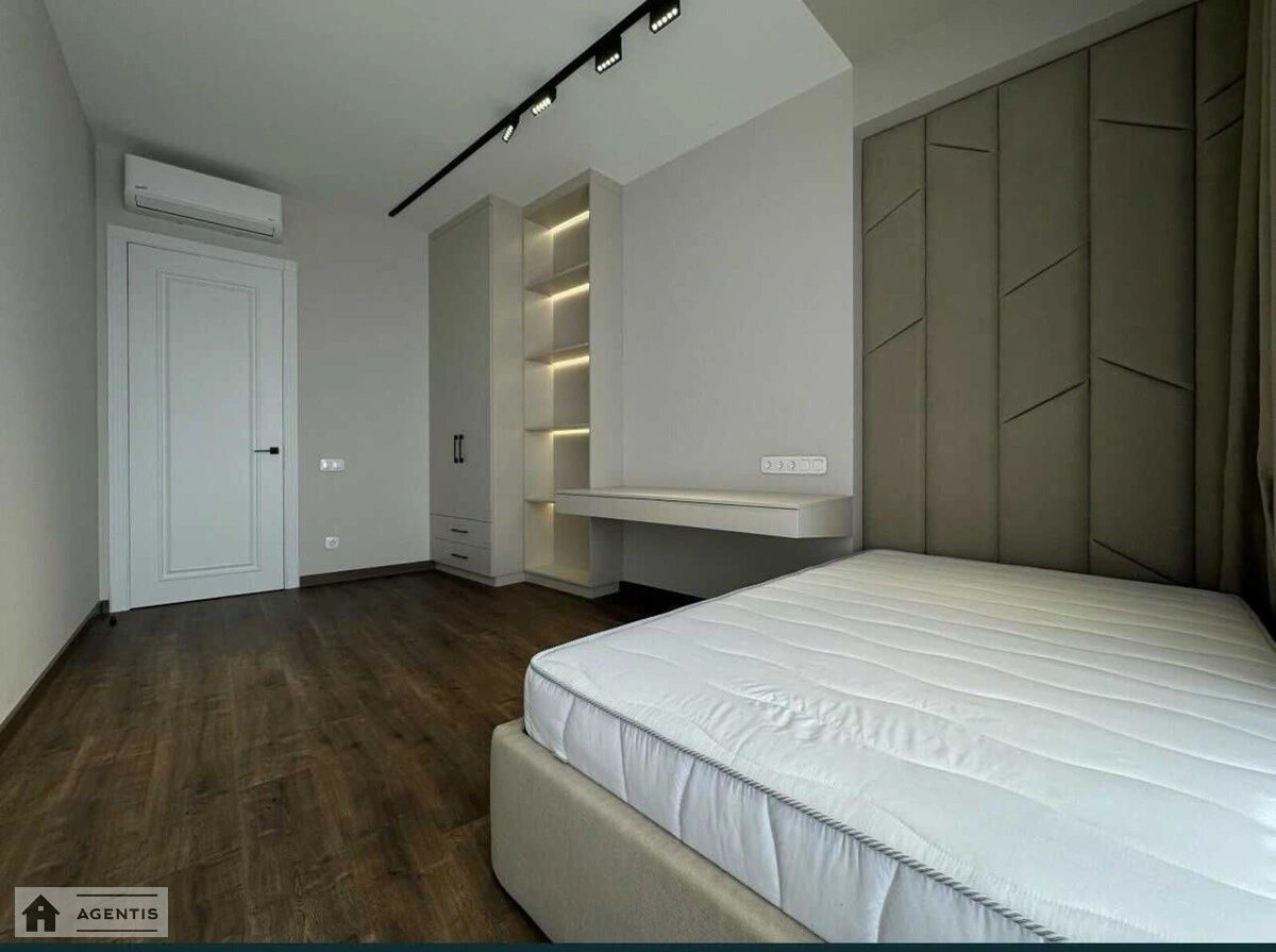 Apartment for rent. 3 rooms, 125 m², 6th floor/20 floors. 12, Buslivska 12, Kyiv. 