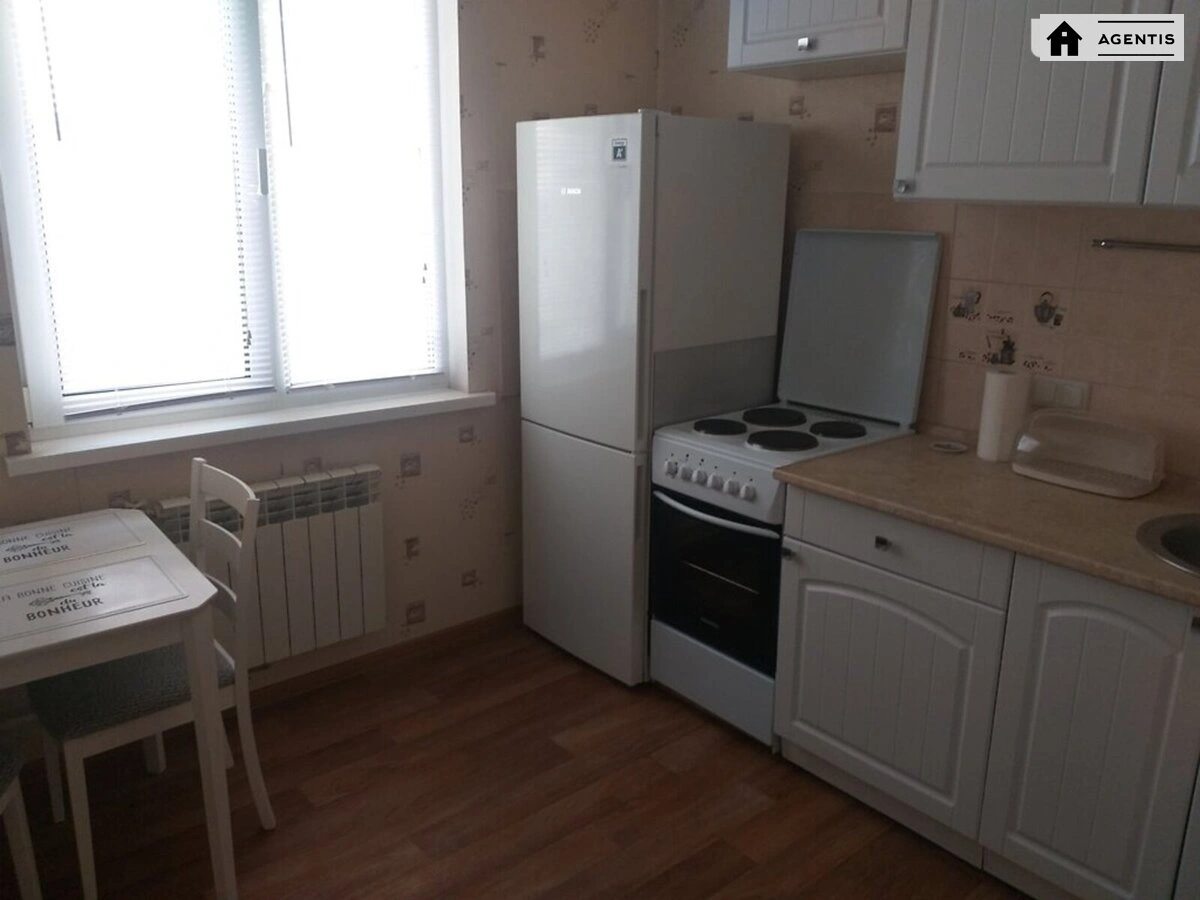Apartment for rent. 1 room, 35 m², 17 floor/21 floors. 100, Akademika Zabolotnoho vul., Kyiv. 