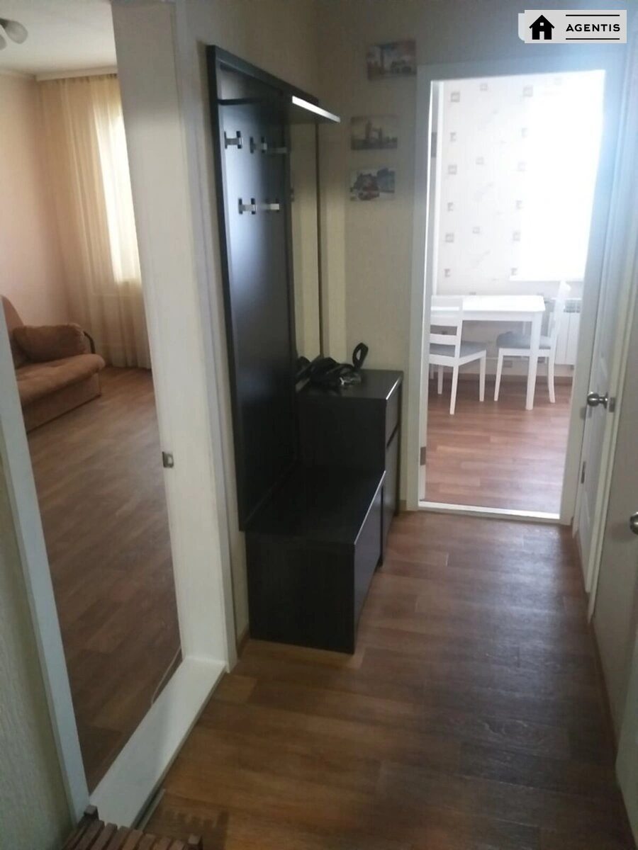 Apartment for rent. 1 room, 35 m², 17 floor/21 floors. 100, Akademika Zabolotnoho vul., Kyiv. 