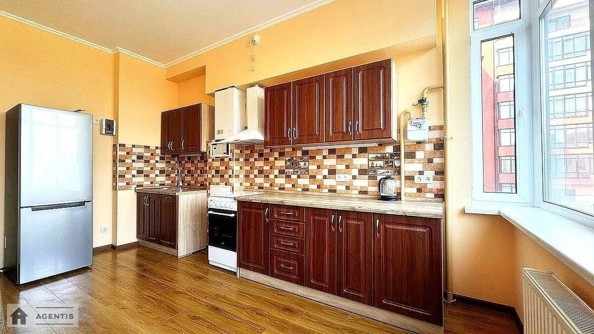 Apartment for rent. 2 rooms, 76 m², 3rd floor/9 floors. 8, Akademika Yefremova vul. Komandarma Uborevycha, Kyiv. 