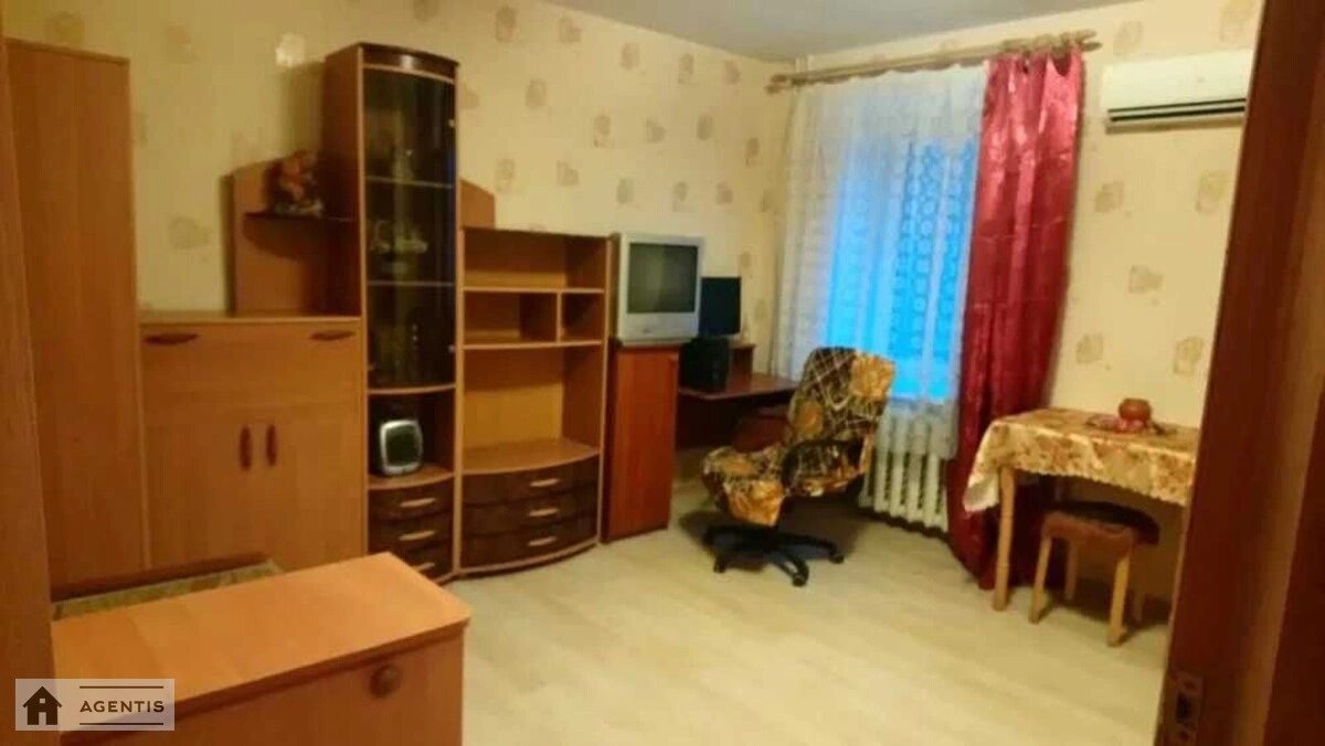 Здам квартиру. 1 room, 32 m², 2nd floor/9 floors. 23, Межова 23, Київ. 